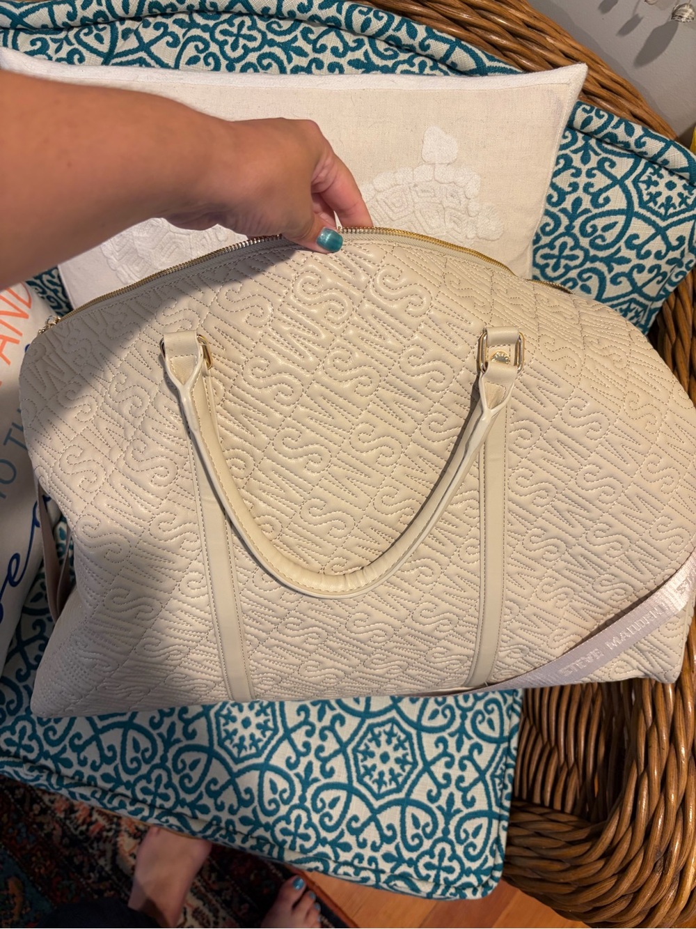 Steve Madden Cream Quilted Luggage Tag Weekender - Picture 6 of 12